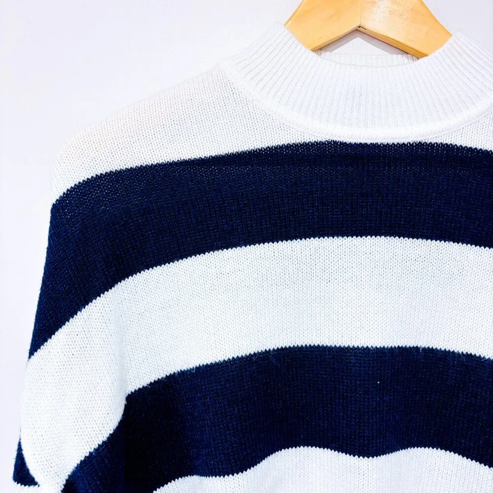 H&M Navy & White Striped Cropped Knit Sweater Mock Neck | Medium * - Picture 3 of 7